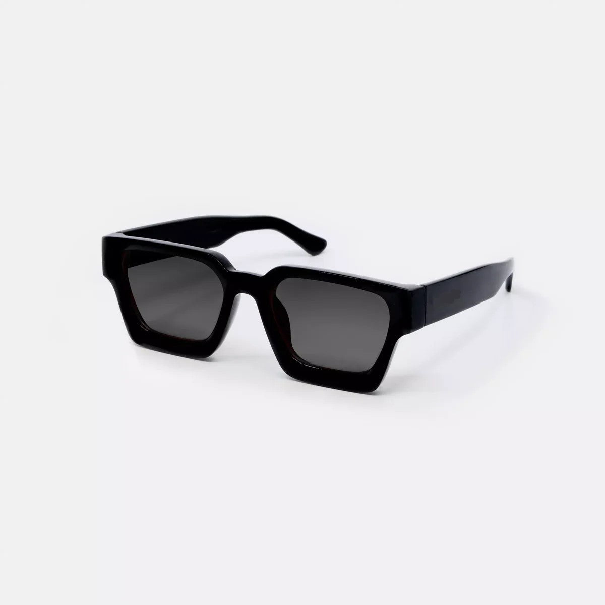 Solglasögon för män och kvinnor på rea – SYMI Eyewear lyxig look till ett överkomligt pris
